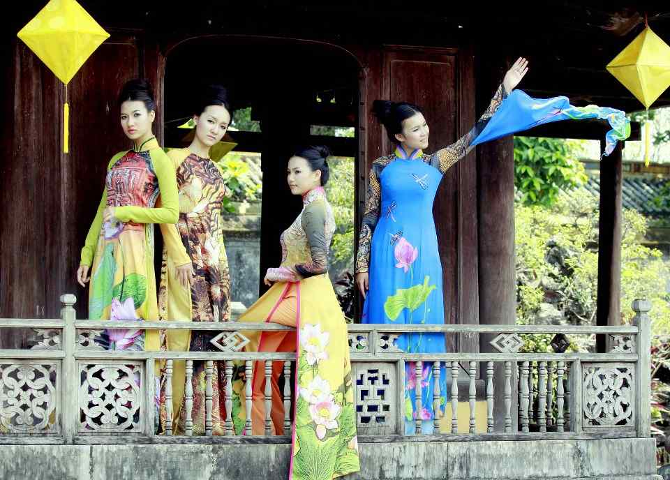 Áo dài - Trang phục truyền thống của Việt Nam