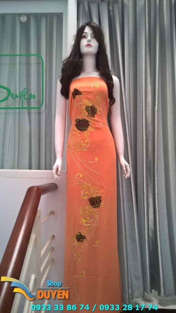 vai ao dai bong nhung 1512468634 2