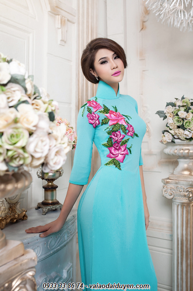 5 mau vai ao dai theu an tuong cua shop duyen